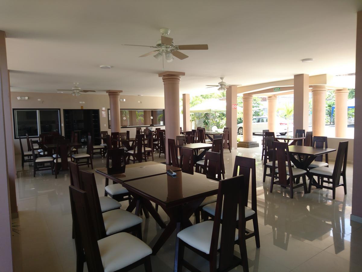 Hotel Soberao Esmeraldas Exterior photo