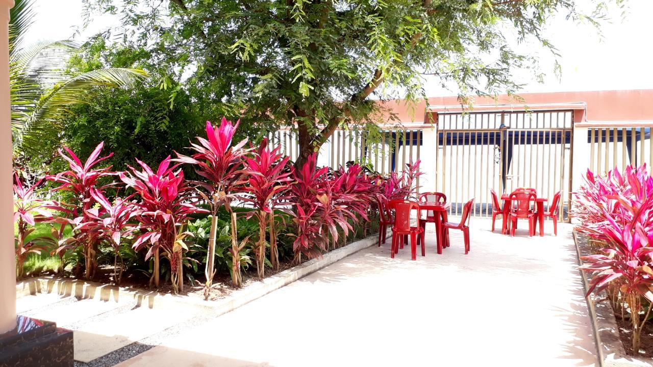 Hotel Soberao Esmeraldas Exterior photo