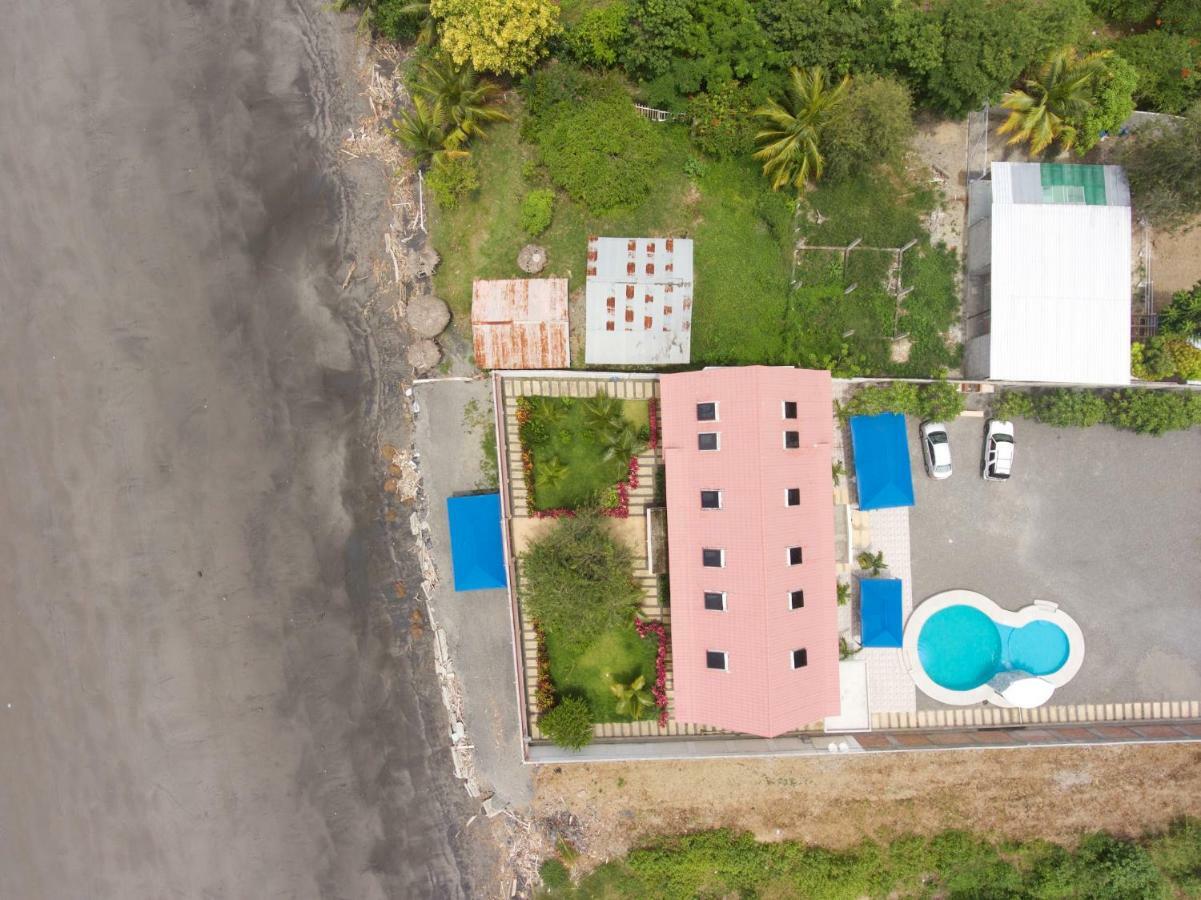 Hotel Soberao Esmeraldas Exterior photo